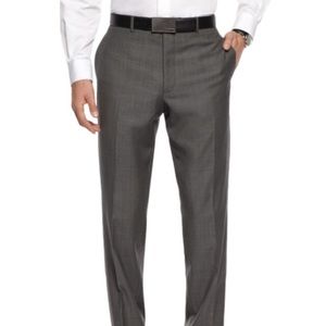 Calvin Klein 33x30 men’s gray slim fit dress pants